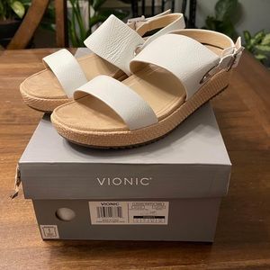 Vionic Wedges 9